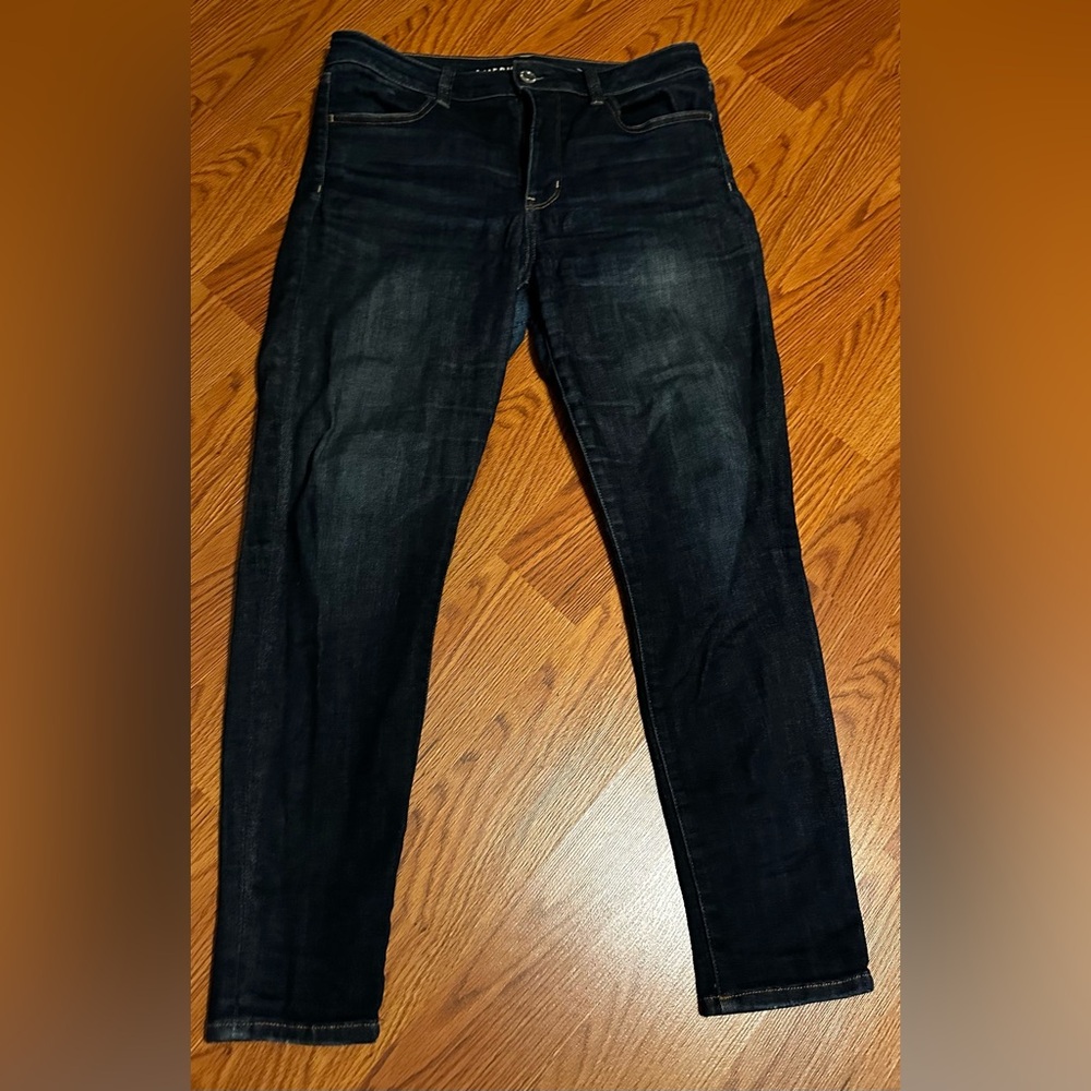 American Eagle Dark Skinny Jeans Size 12 Short.